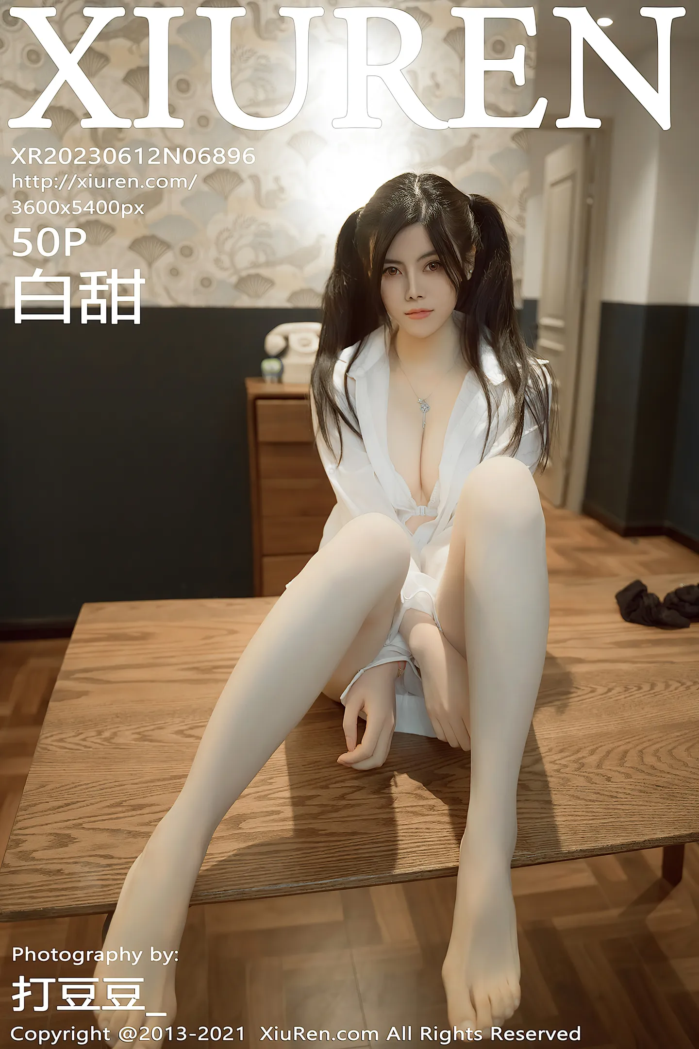 [XiuRen秀人网]No.6896_模特白甜性感白色薄透衬衫露白色蕾丝内衣秀惹火身材诱惑写真50P-秀人网 - XiuRen.Space